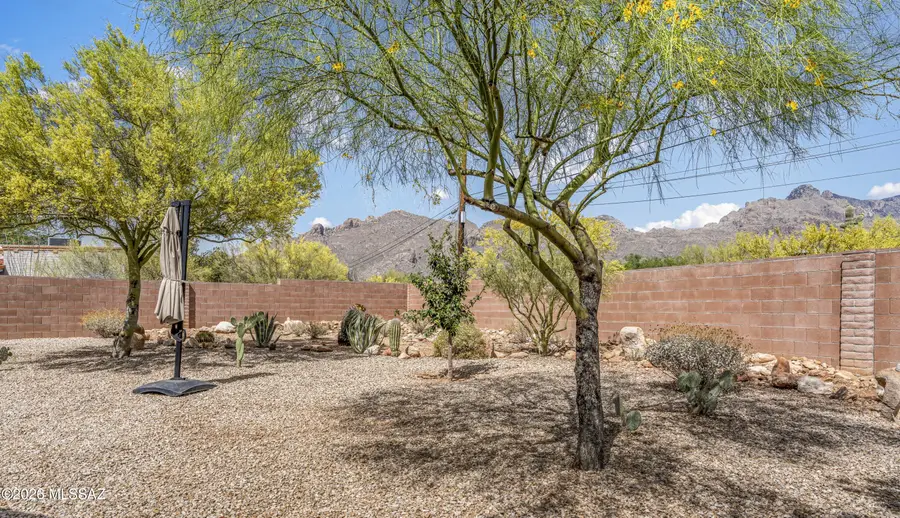 6502 N Calle De Estevan, Tucson, AZ 85718 - #3