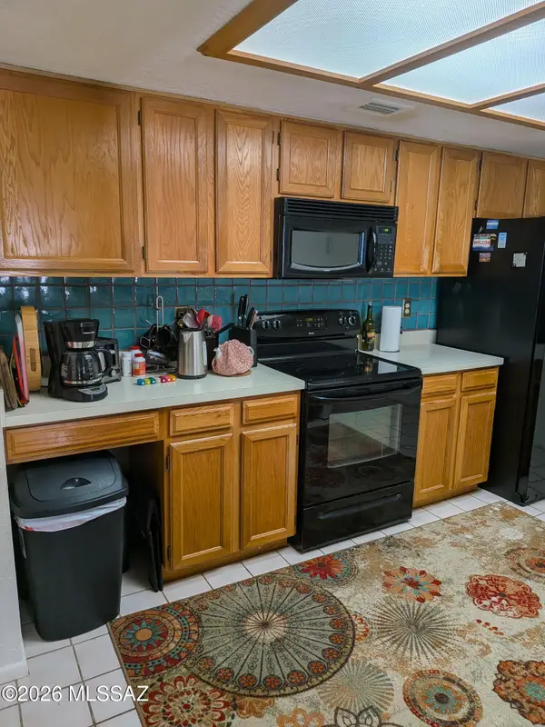 4287 N River Grove, Tucson, AZ 85719