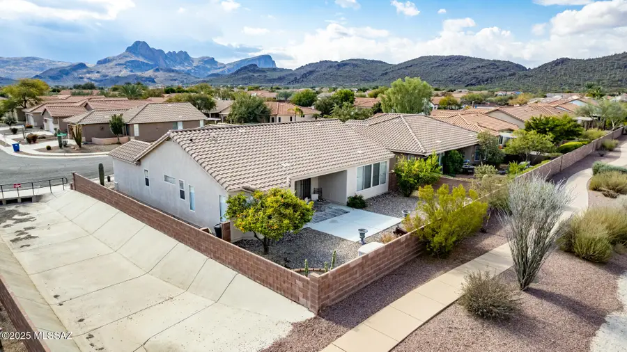 7904 W Wandering Spring, Tucson, AZ 85743 - #3