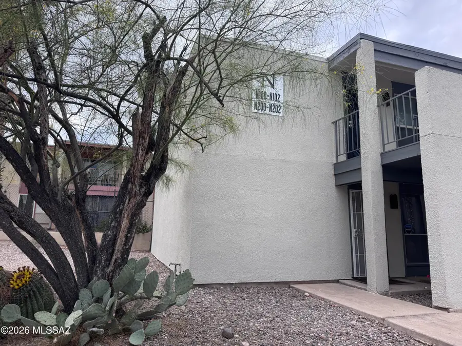 1620 N Wilmot, Tucson, AZ 85712 - #3