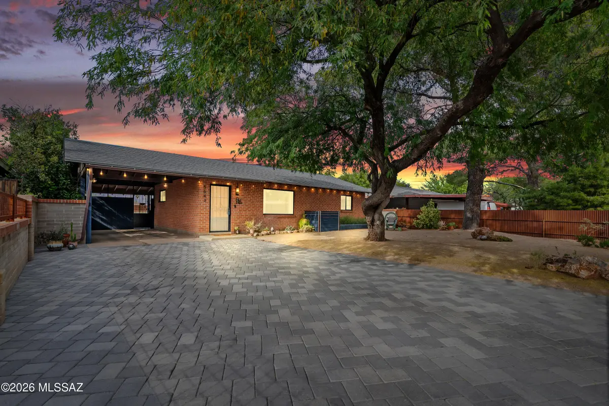 5643 E Rosewood, Tucson, AZ 85711 - #1