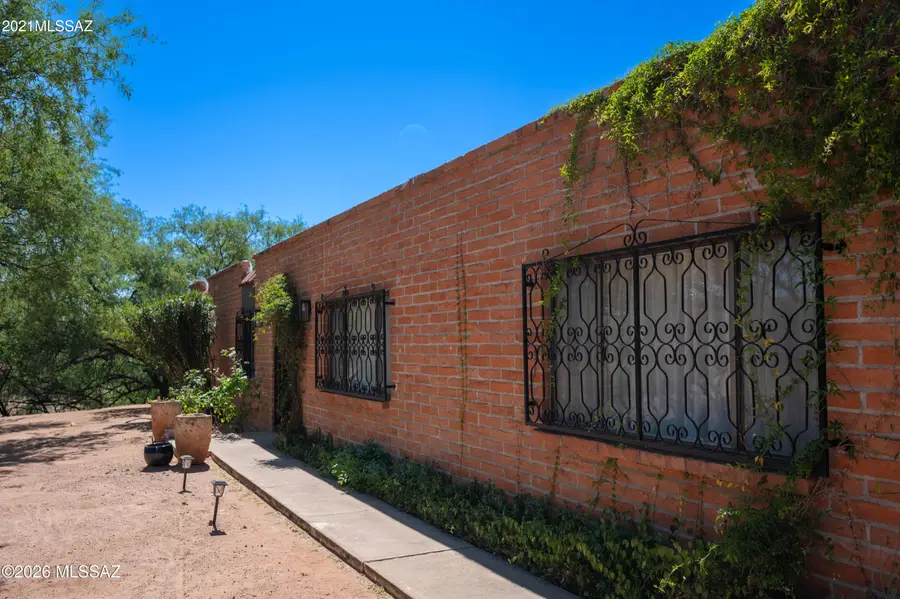 1629 W Meadow Hills, Nogales, AZ 85621 - #3