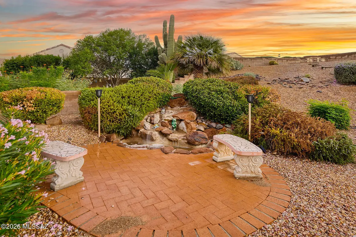 345 W Continental Vista, Green Valley, AZ 85614 - #1