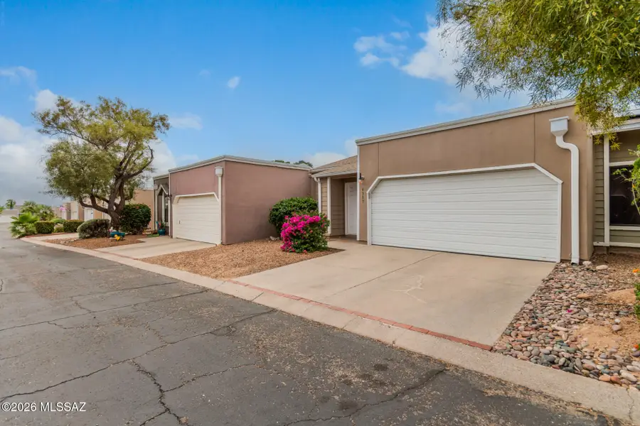 6337 N Willowbrook, Tucson, AZ 85704 - #3