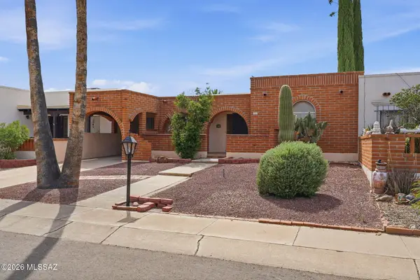 65 N Los Olmos, Green Valley, AZ 85614