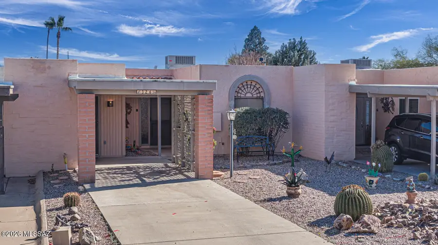 326 N Calle Del Chancero, Green Valley, AZ 85614 - #2