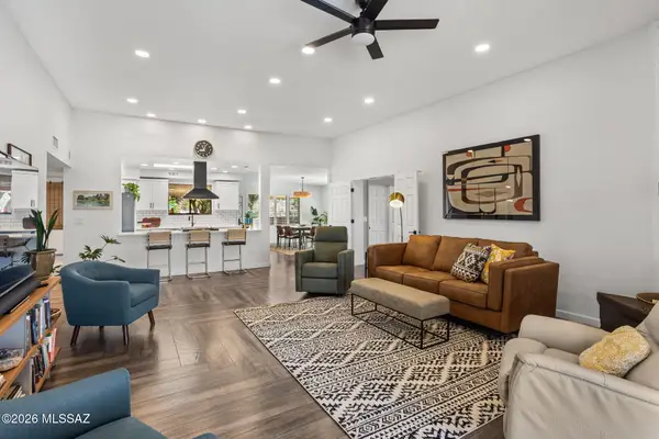 6850 E Loma Del Bribon, Tucson, AZ 85750