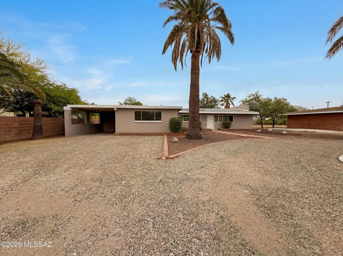 5211 E 20th, Tucson, AZ 85711 - #1
