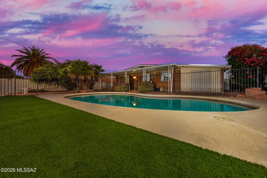 5051 E Julia, Tucson, AZ 85711 - #3