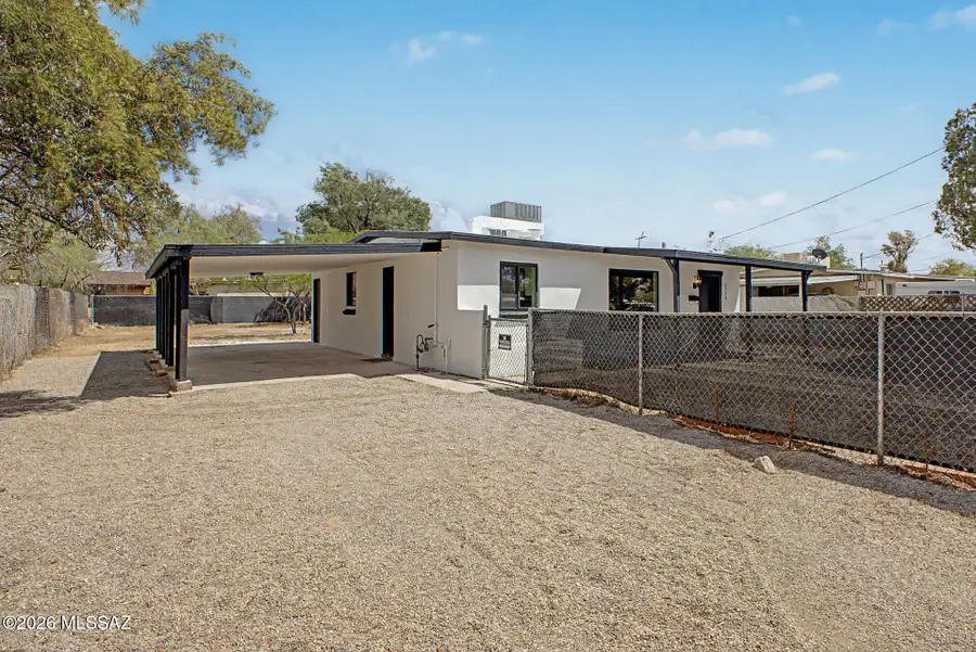 2724 N Eastgate, Tucson, AZ 85712 - #3