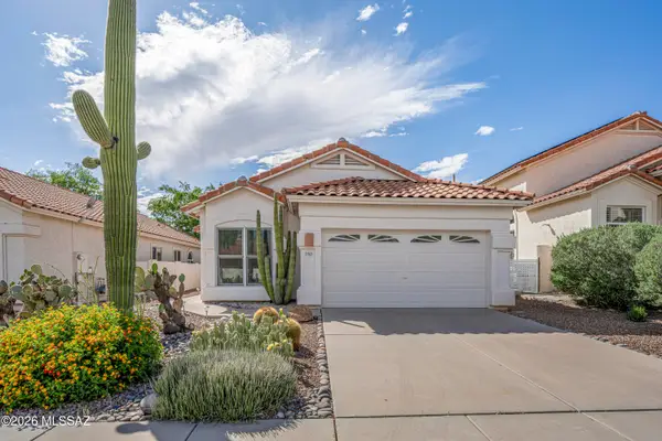 12163 N Seasons, Oro Valley, AZ 85755