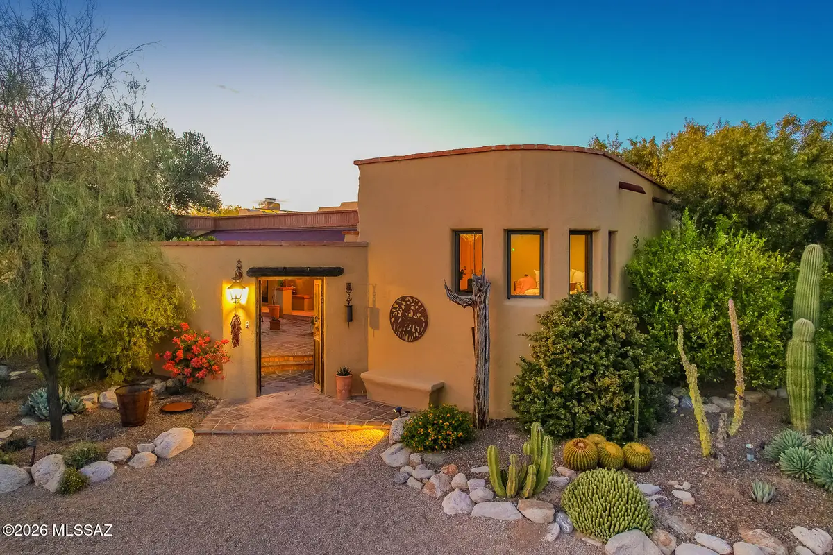 5545 N Entrada Quince, Tucson, AZ 85718 - #1