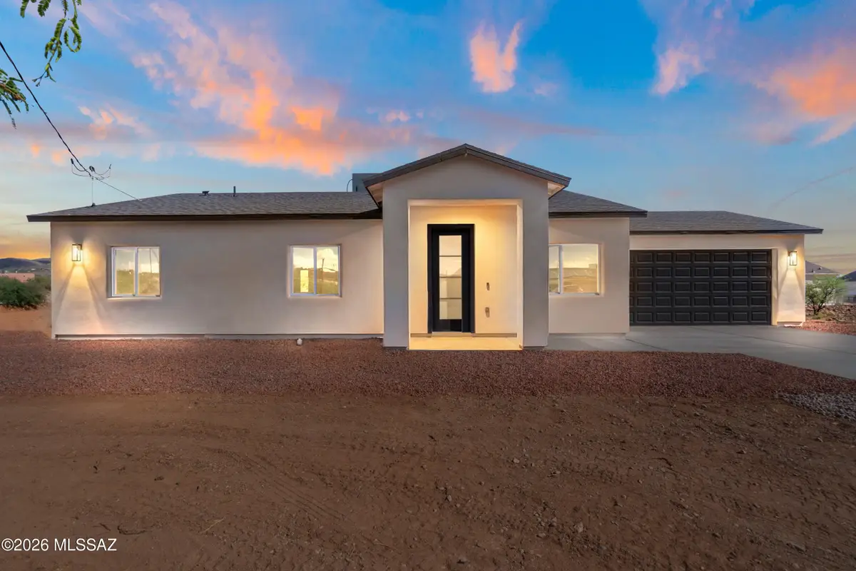 115 Escocia, Rio Rico, AZ 85648 - #1