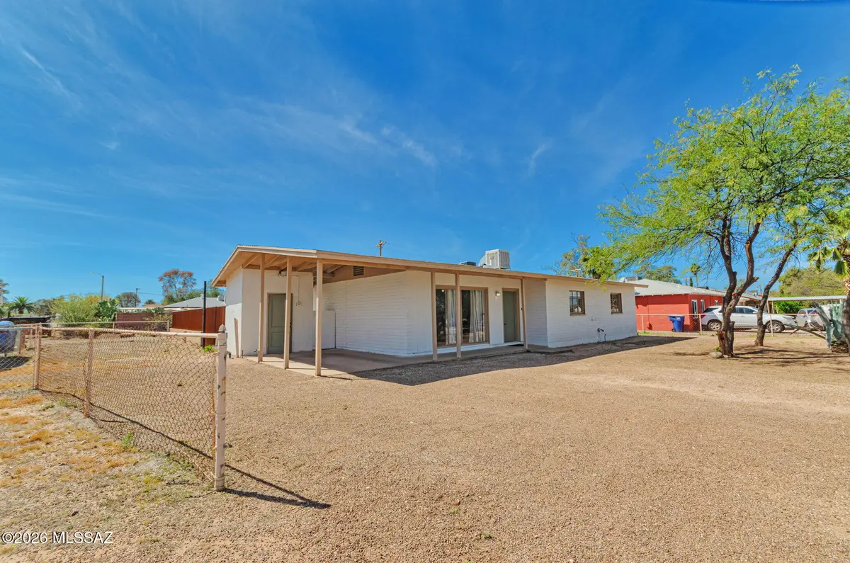 5034 E 17th, Tucson, AZ 85711 - #1
