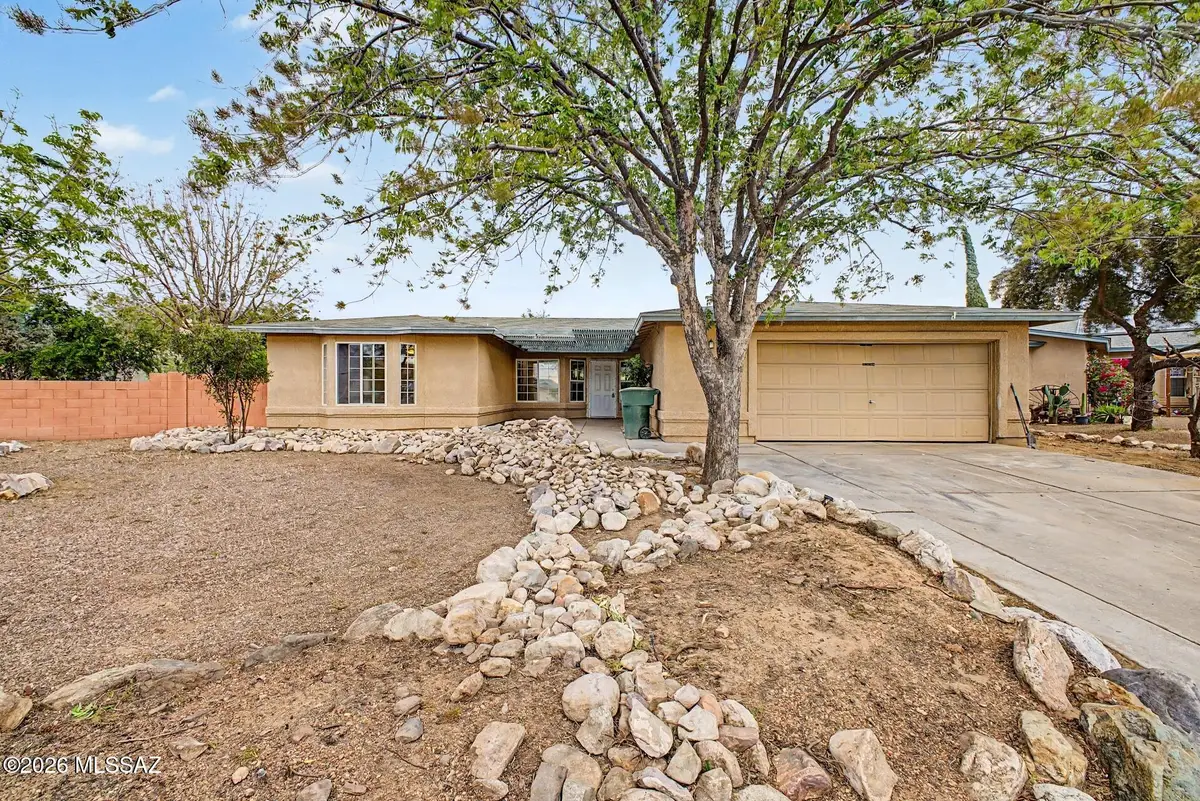 9810 E Stonehaven, Tucson, AZ 85747 - #1