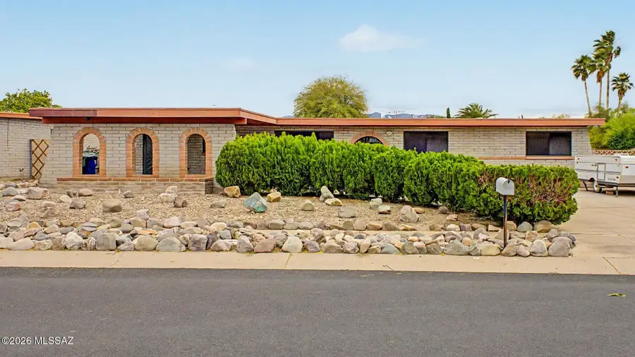 3241 S Hearthstone, Tucson, AZ 85730 - #2