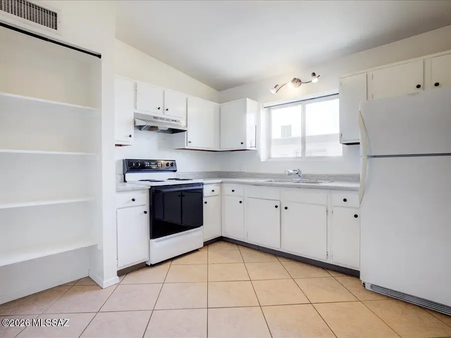 1810 E Miles, Tucson, AZ 85719 - #2