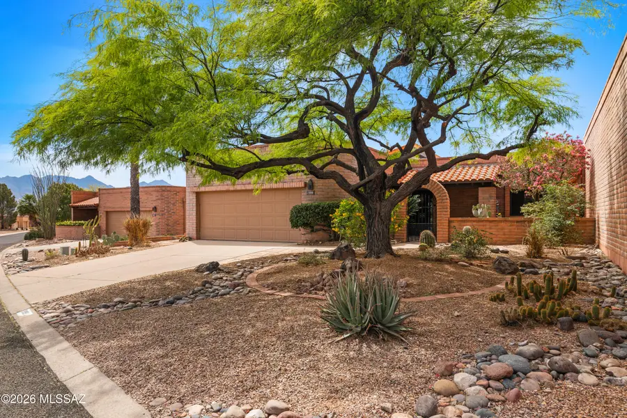 1899 Va De La Gloria, Green Valley, AZ 85622 - #2