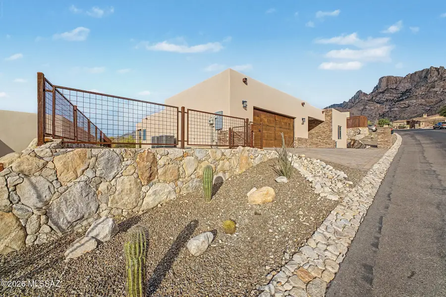 2399 E Della Roccia, Oro Valley, AZ 85737 - #3