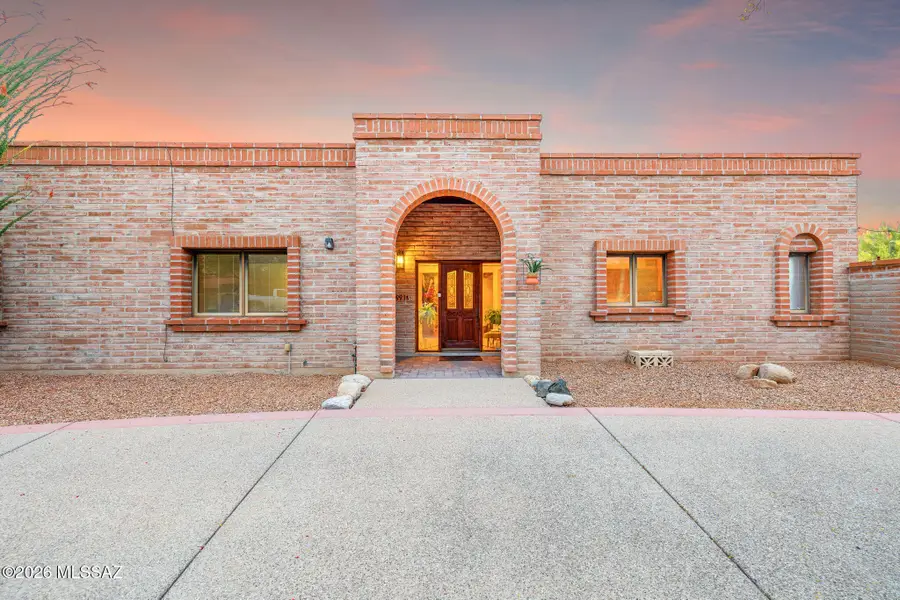 991 E Calle Mariposa, Tucson, AZ 85718 - #2