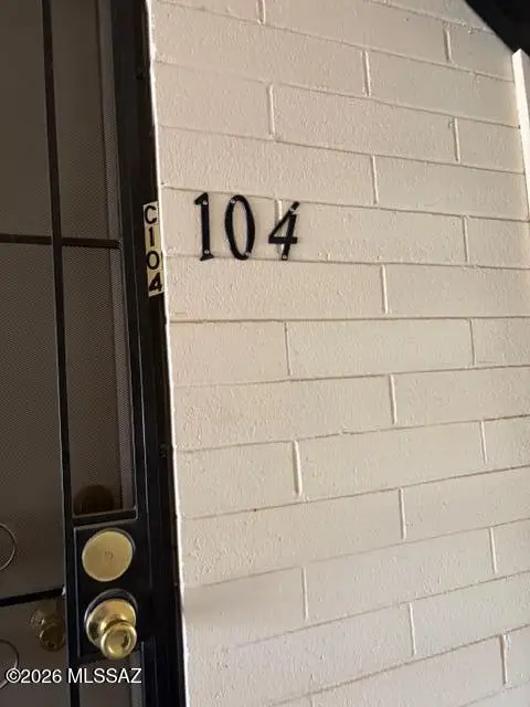 8040 E Broadway, Tucson, AZ 85710