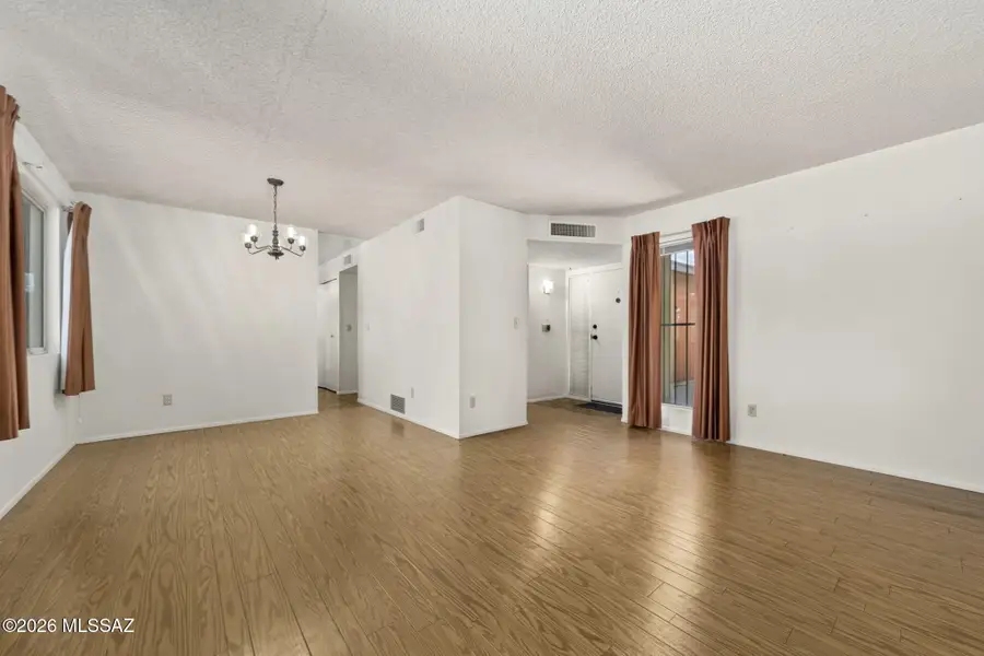 2942 W Vermont, Tucson, AZ 85746 - #3
