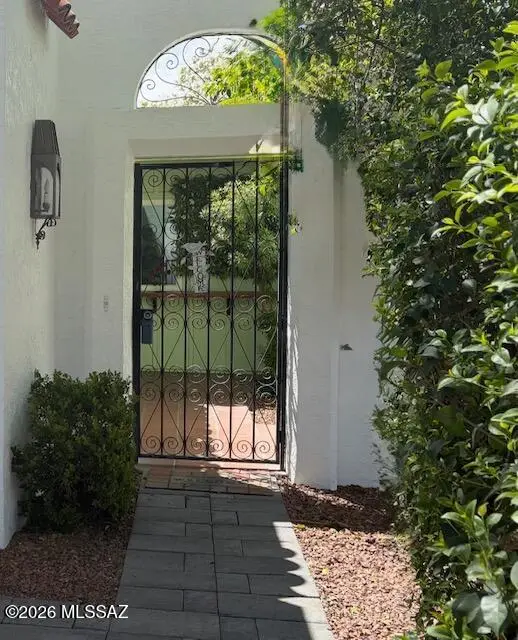 4840 E Fort Lowell, Tucson, AZ 85712 - #1
