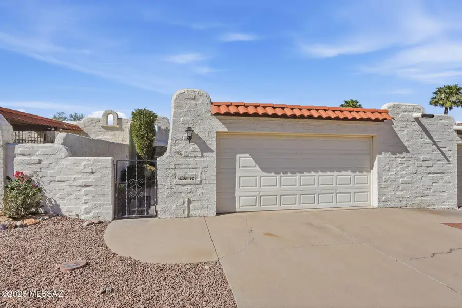 822 W Calle Del Regalo, Green Valley, AZ 85614 - #2