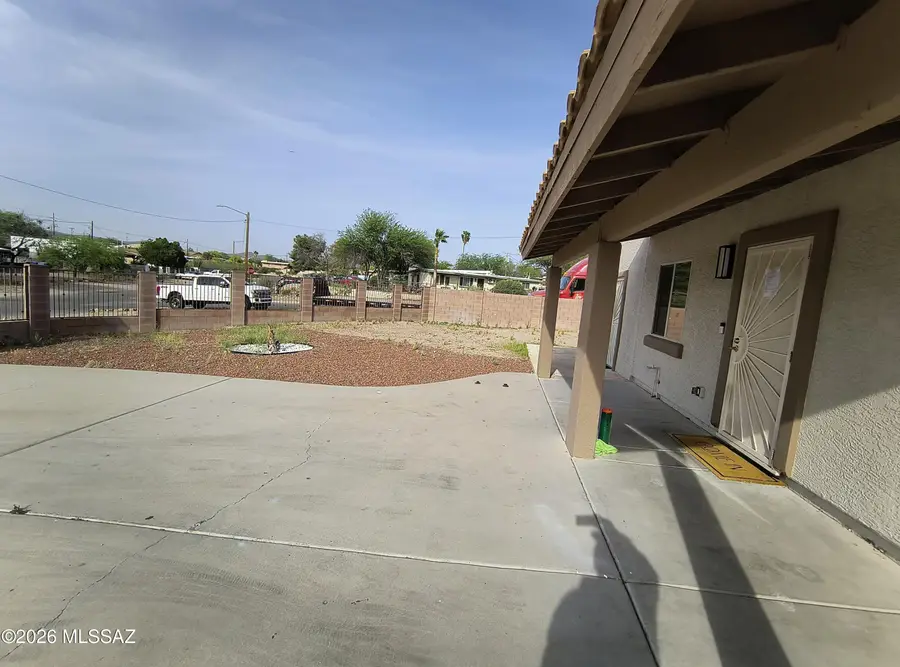 1838 W Calle Del Arroyito, Tucson, AZ 85713 - #3