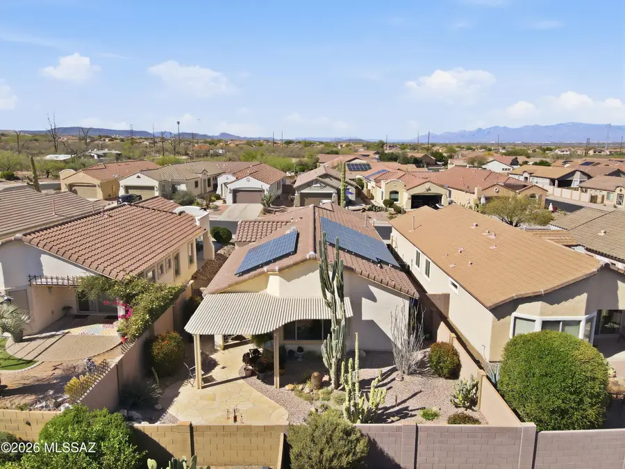 553 W Calle Media Luz, Sahuarita, AZ 85629 - #2