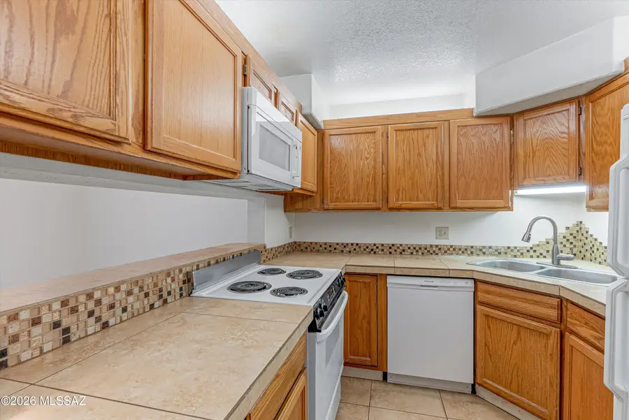 5433 N Paseo De La Terraza, Tucson, AZ 85750 - #2