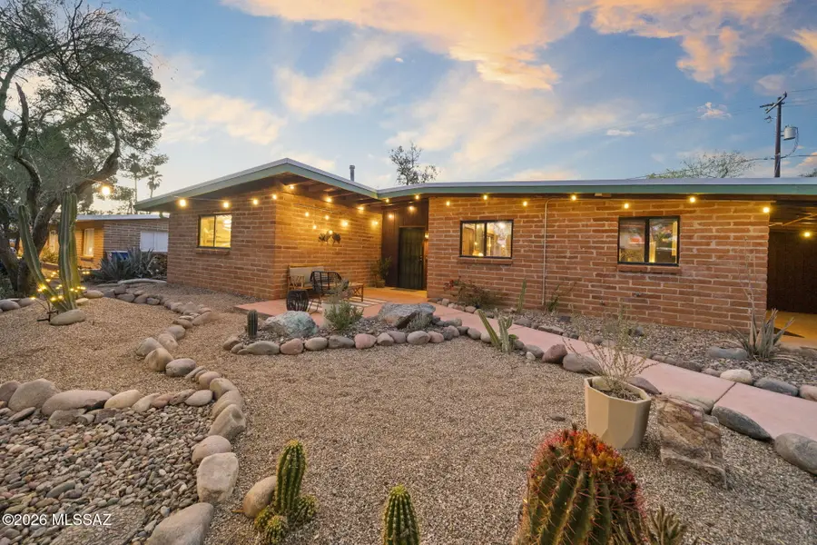 5911 E Oak, Tucson, AZ 85711 - #2