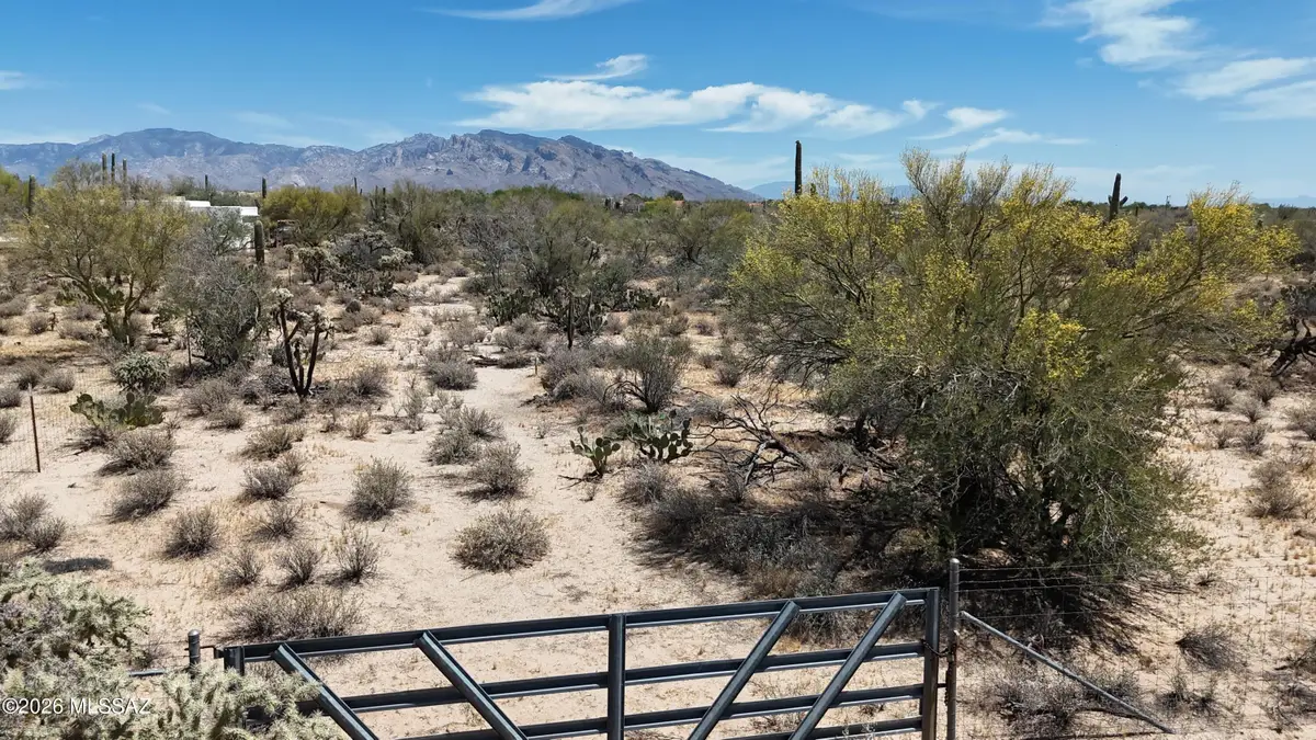 9888 N Carolanne, Tucson, AZ 85742 - #1