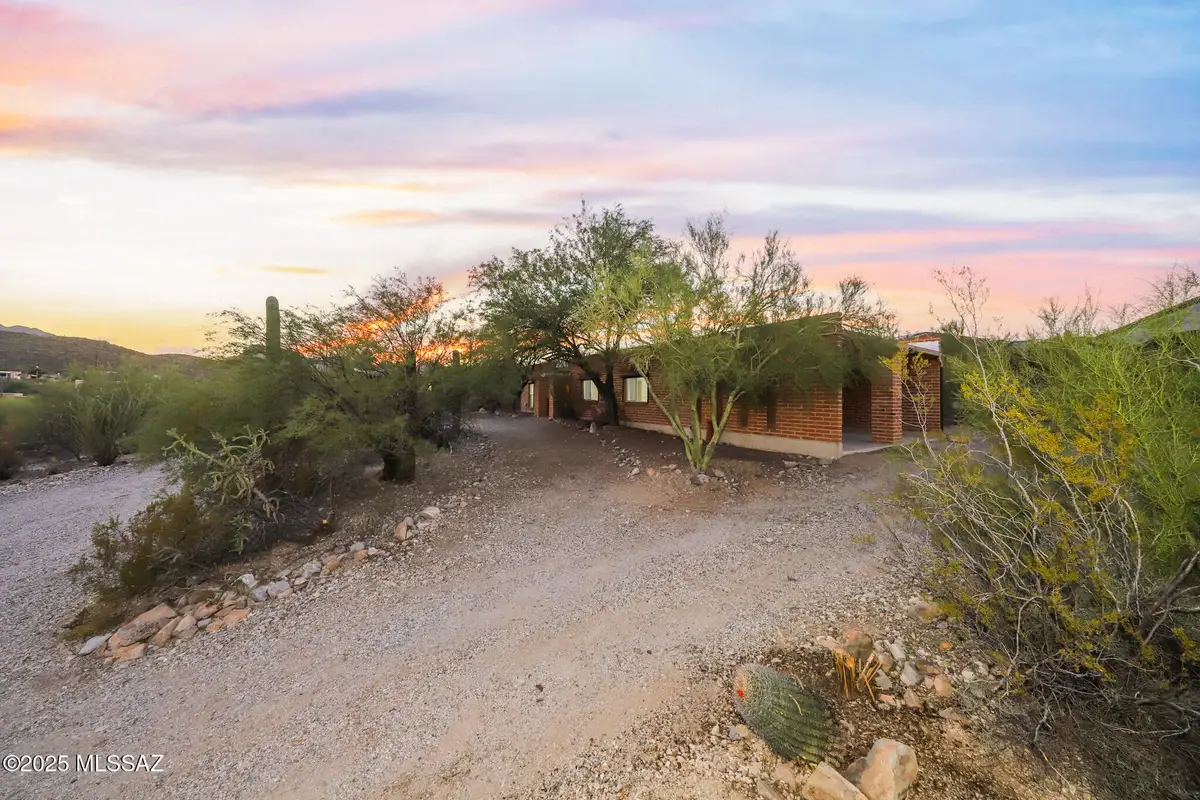 3220 W Westridge, Tucson, AZ 85745 - #1
