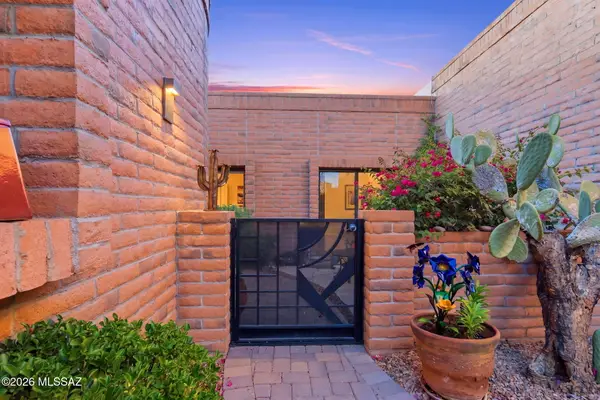 1915 W Hickory Hollow, Tucson, AZ 85704