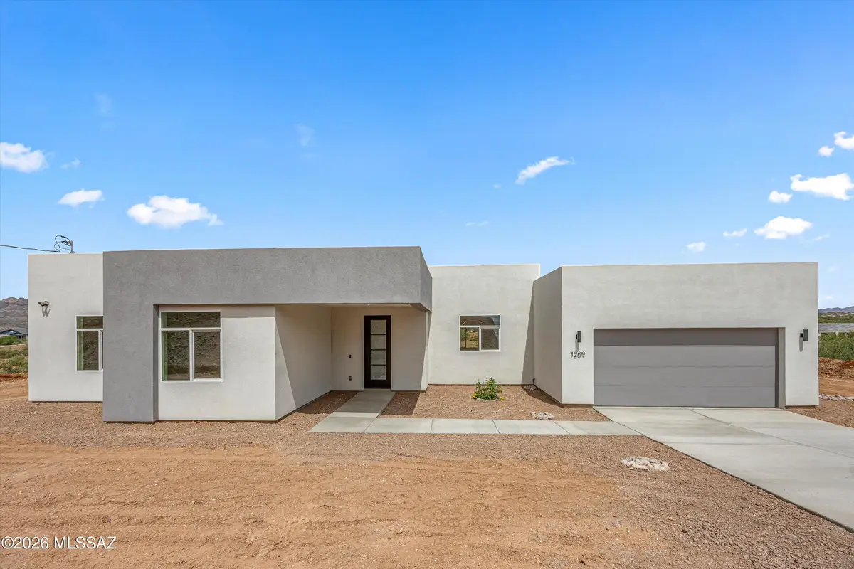 1209 Circulo Golfo, Rio Rico, AZ 85648 - #1