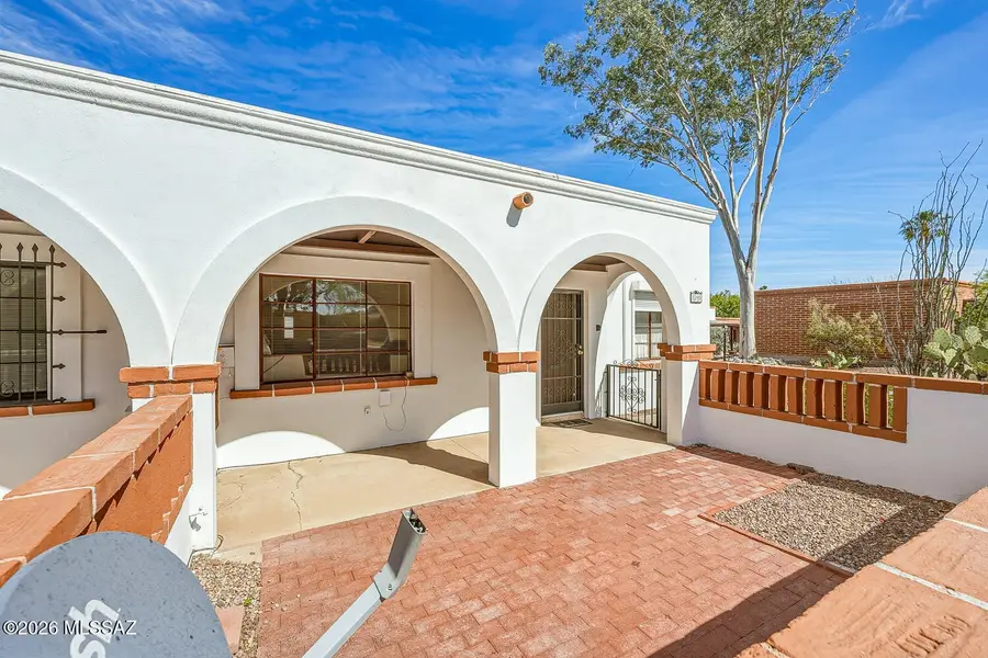 329 S Paseo Tierra, Green Valley, AZ 85614 - #3