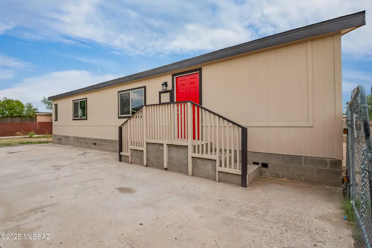 744 W Simmons, Tucson, AZ 85705 - #1