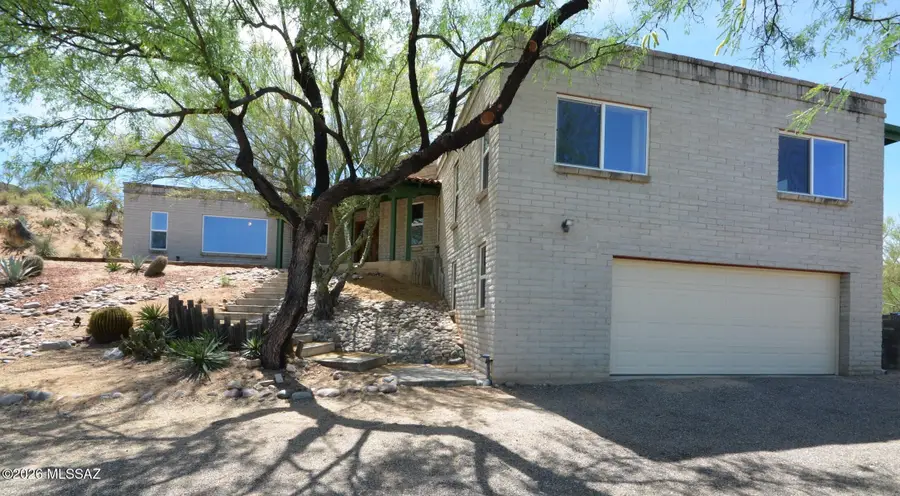 745 W Bangalor, Oro Valley, AZ 85737 - #2