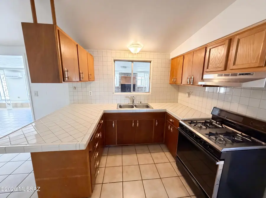 1133 W Edgewater, Tucson, AZ 85704 - #2