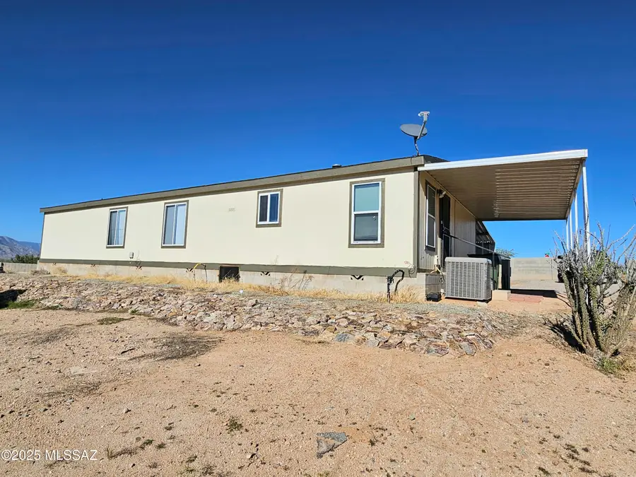 172 S Pima, Benson, AZ 85602 - #2