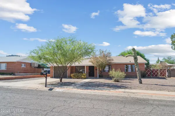 4858 E Cooper, Tucson, AZ 85711