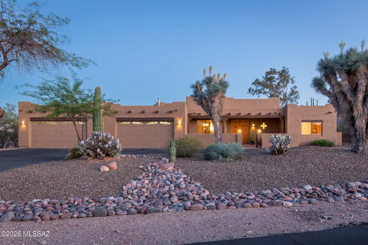 3527 W Desert Tulip, Tucson, AZ 85745 - #1