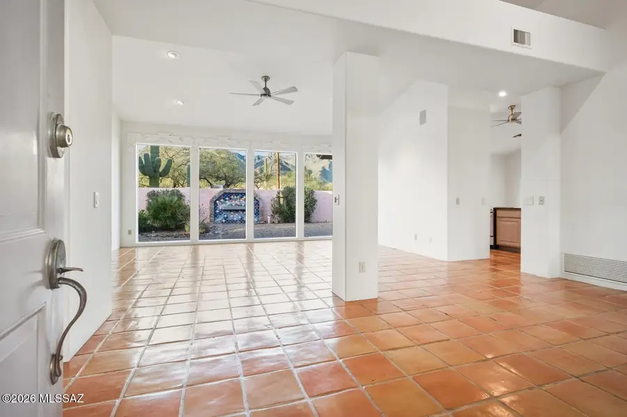 5590 N Waterfield, Tucson, AZ 85750 - #3