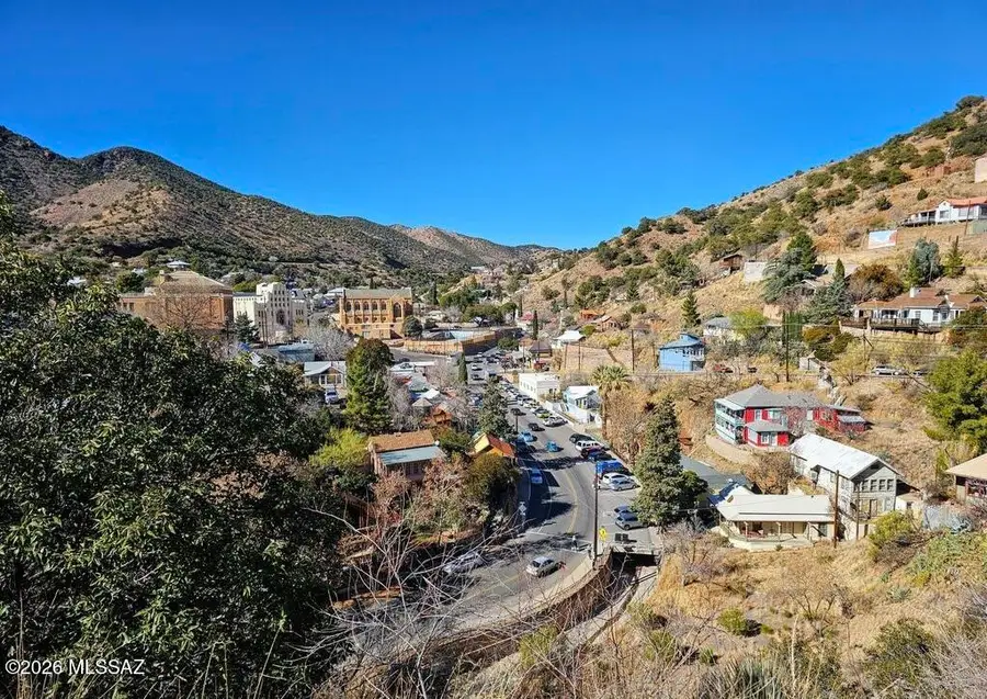 34 Art, Bisbee, AZ 85603 - #2