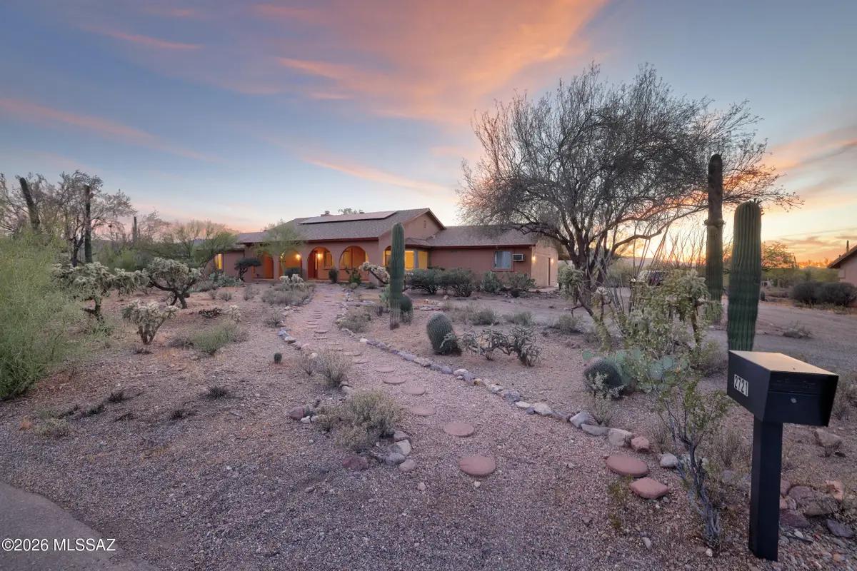 2721 N Tomas, Tucson, AZ 85745 - #1