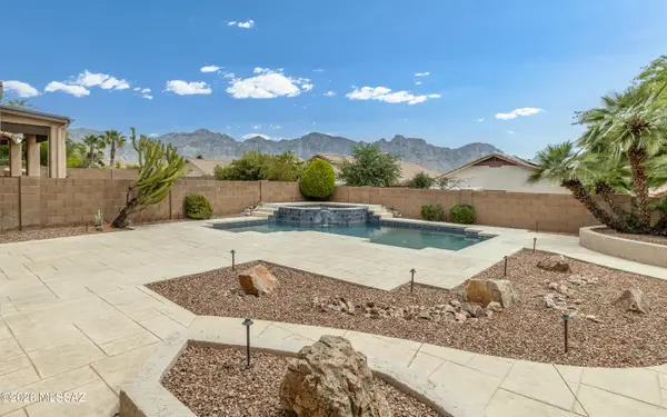 2196 E Rio Vistoso, Oro Valley, AZ 85755