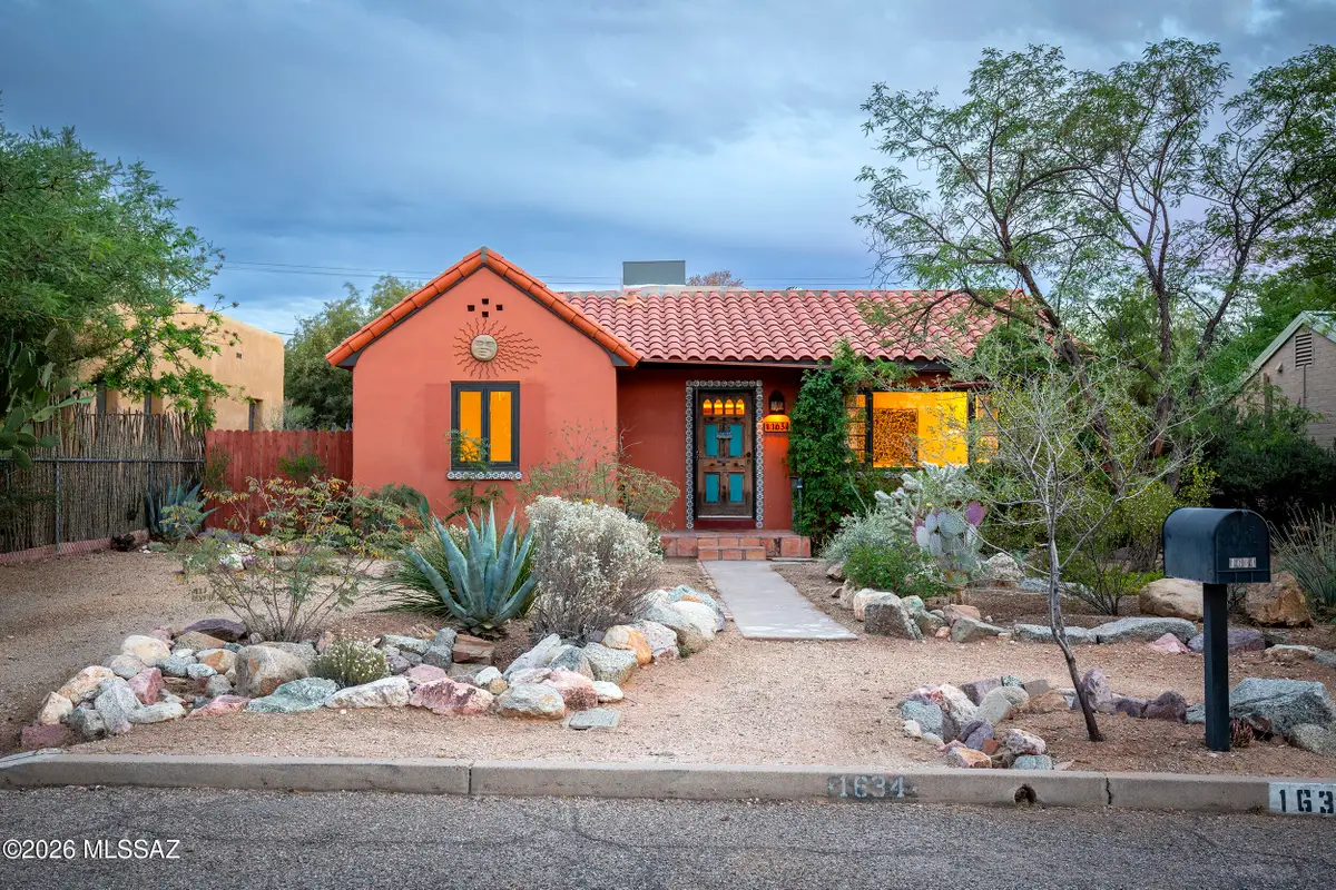 1634 E Water, Tucson, AZ 85719 - #1