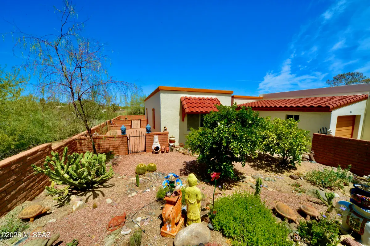 858 S Camino Guarina, Green Valley, AZ 85614 - #1