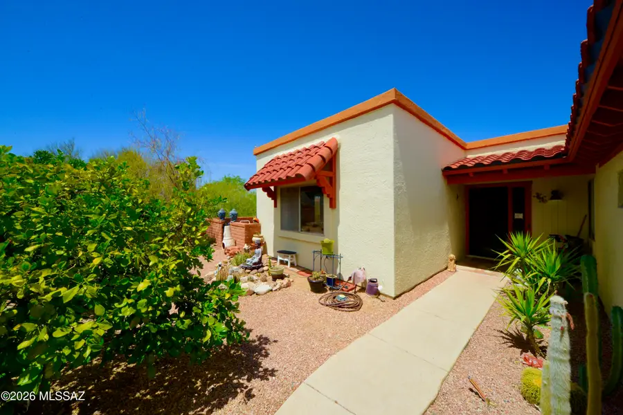 858 S Camino Guarina, Green Valley, AZ 85614 - #3